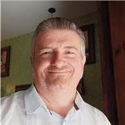 Profesor de lenguaje musical enseña a leer música, un lenguaje universal!